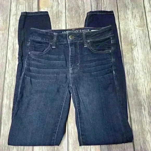 american eagle jeans size 0 Super Soft Denim Super Stretch Jeggings Dark Wash - Picture 1 of 7